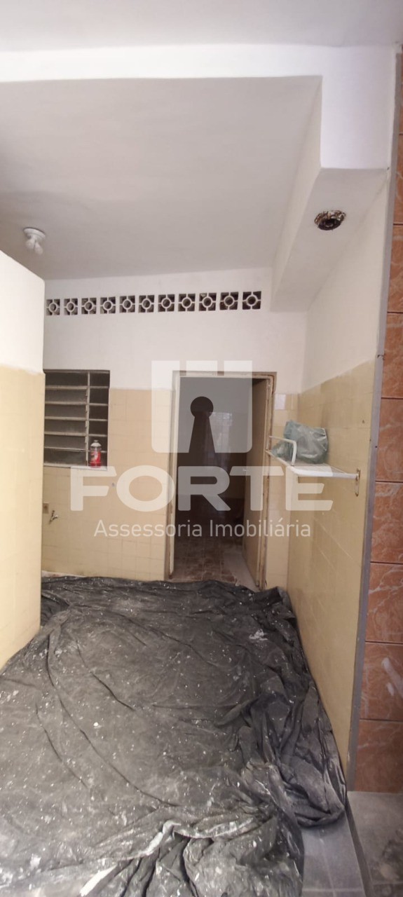 Casa para alugar com 3 quartos, 200m² - Foto 53