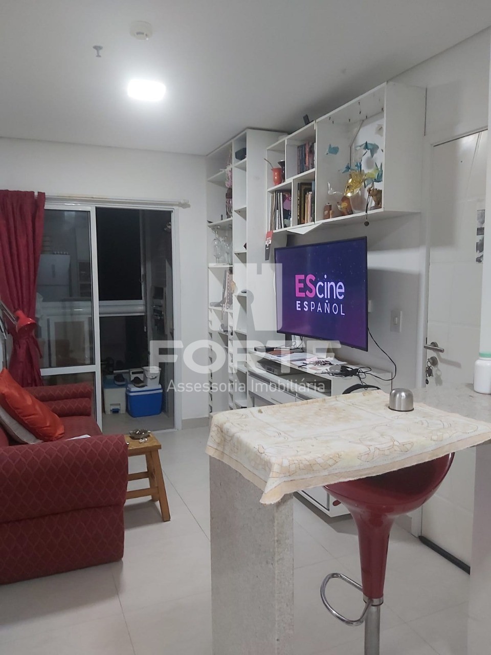 Apartamento à venda com 1 quarto, 43m² - Foto 1