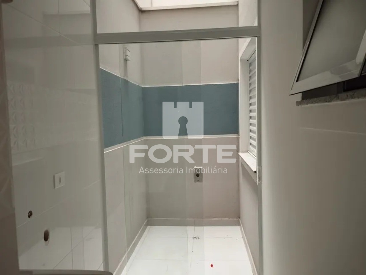 Apartamento à venda com 2 quartos, 42m² - Foto 11