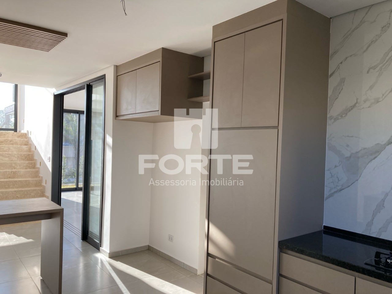 Casa à venda com 4 quartos, 342m² - Foto 22