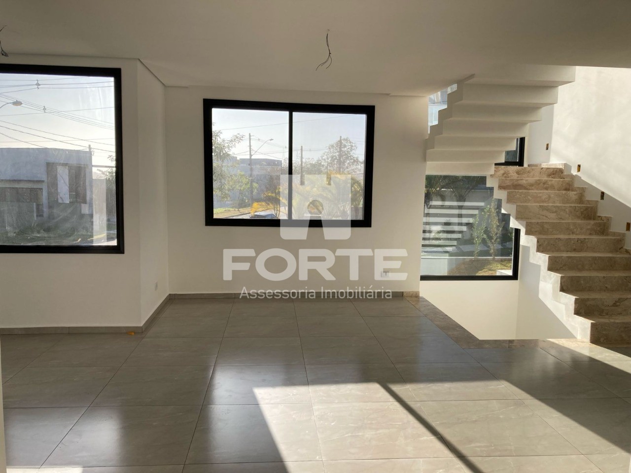 Casa à venda com 4 quartos, 342m² - Foto 11