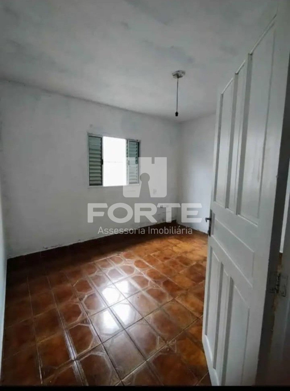 Casa à venda com 2 quartos, 175m² - Foto 7