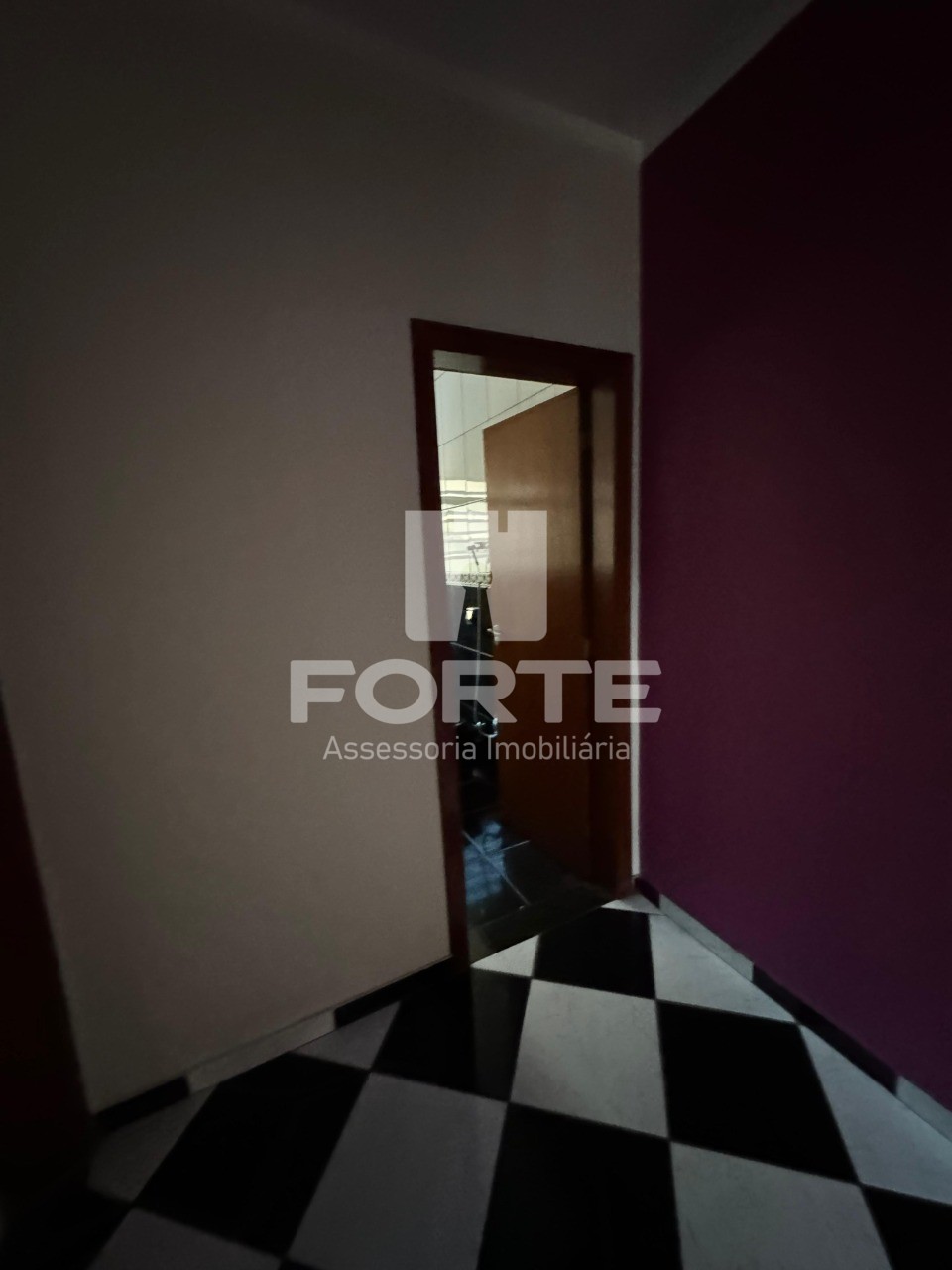 Casa para alugar com 3 quartos, 200m² - Foto 7