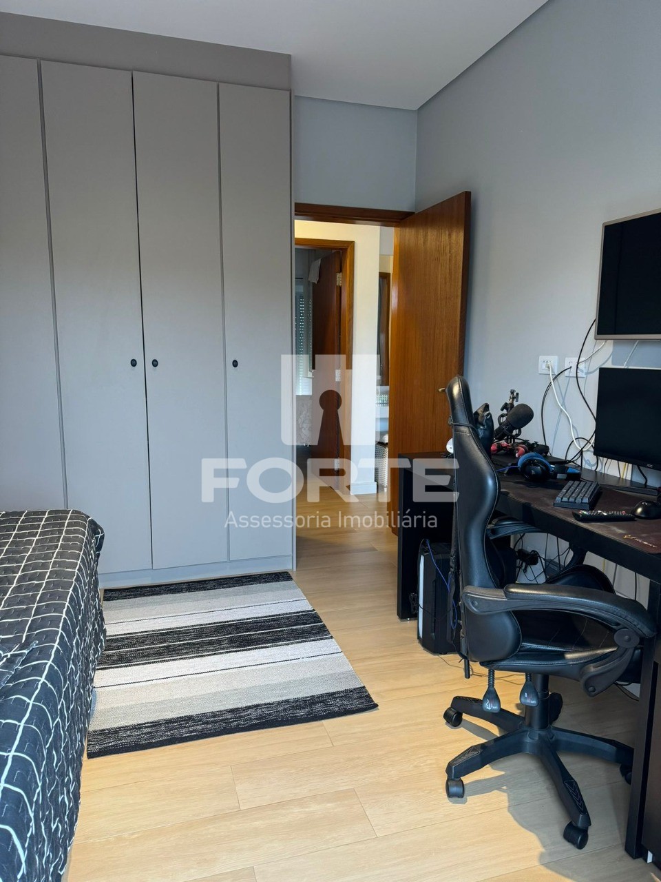 Casa à venda com 3 quartos, 176m² - Foto 14