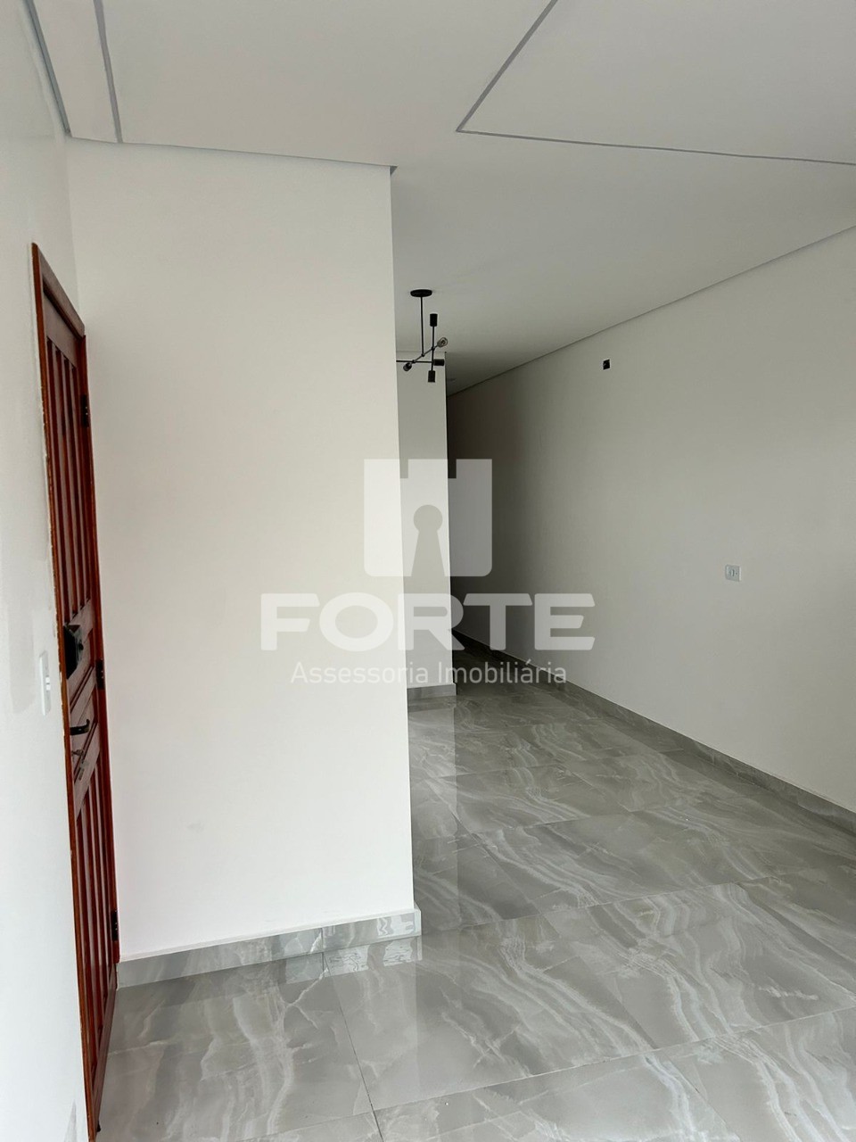 Casa à venda com 2 quartos, 65m² - Foto 5