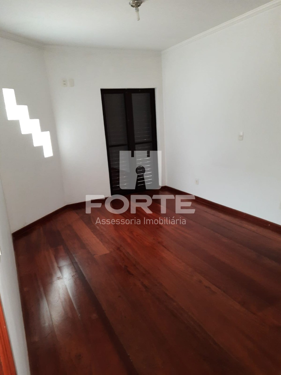 Casa à venda com 4 quartos, 280m² - Foto 10