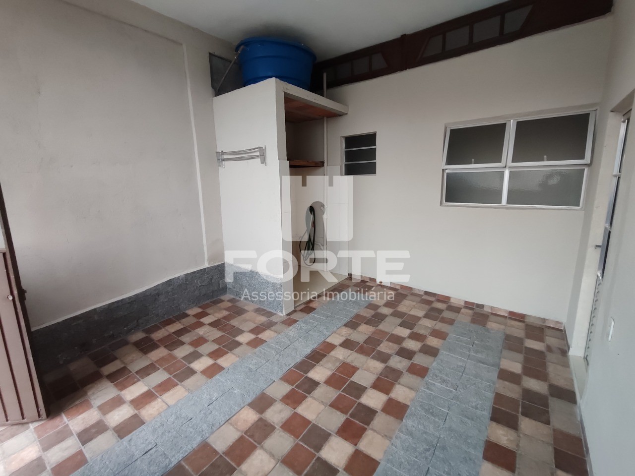 Casa para alugar com 1 quarto, 48m² - Foto 10