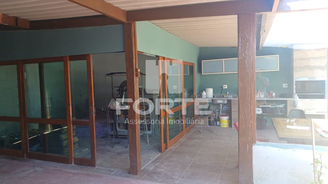 Casa à venda com 3 quartos, 160m² - Foto 11