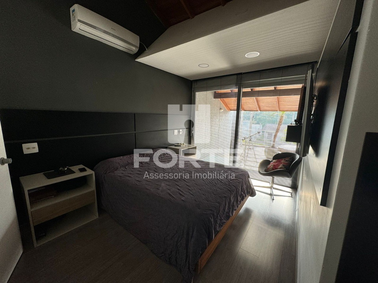 Casa à venda com 3 quartos, 230m² - Foto 15