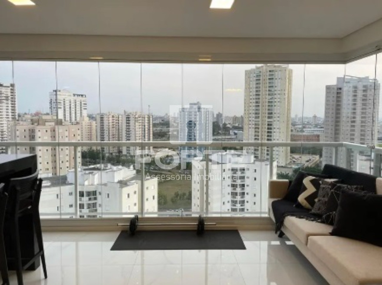 Apartamento à venda com 3 quartos, 125m² - Foto 3