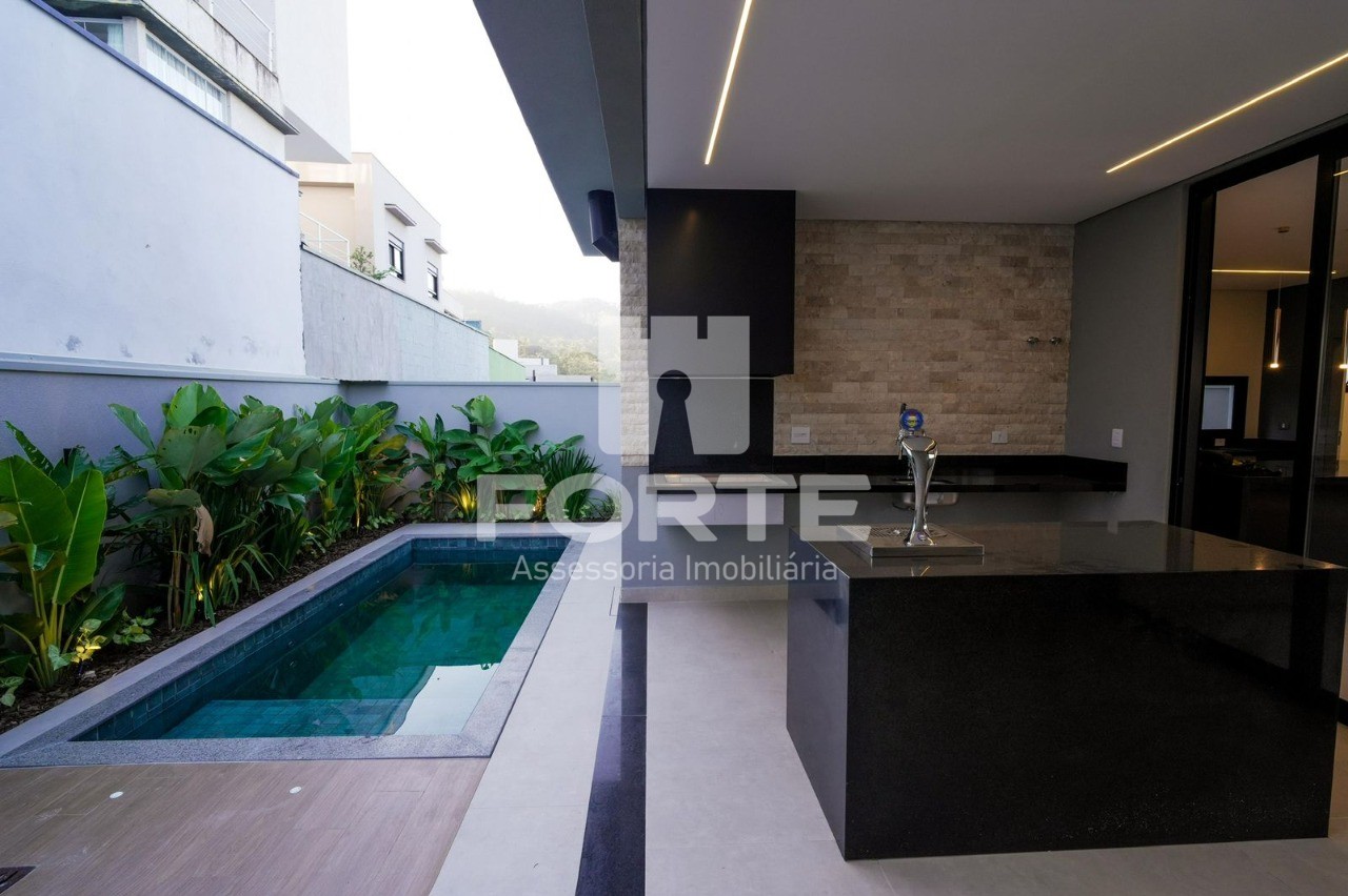 Casa à venda com 4 quartos, 263m² - Foto 5