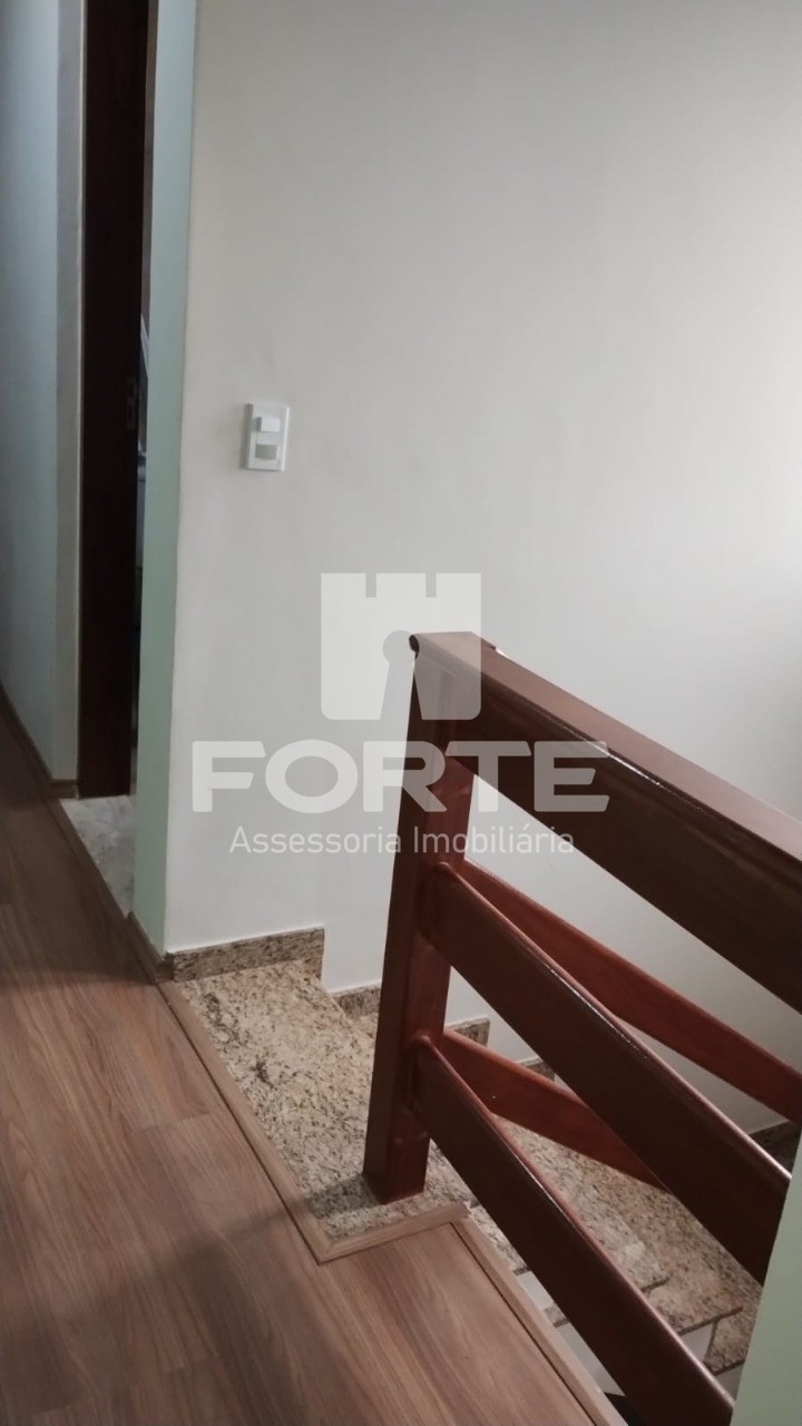 Casa à venda com 3 quartos, 206m² - Foto 19