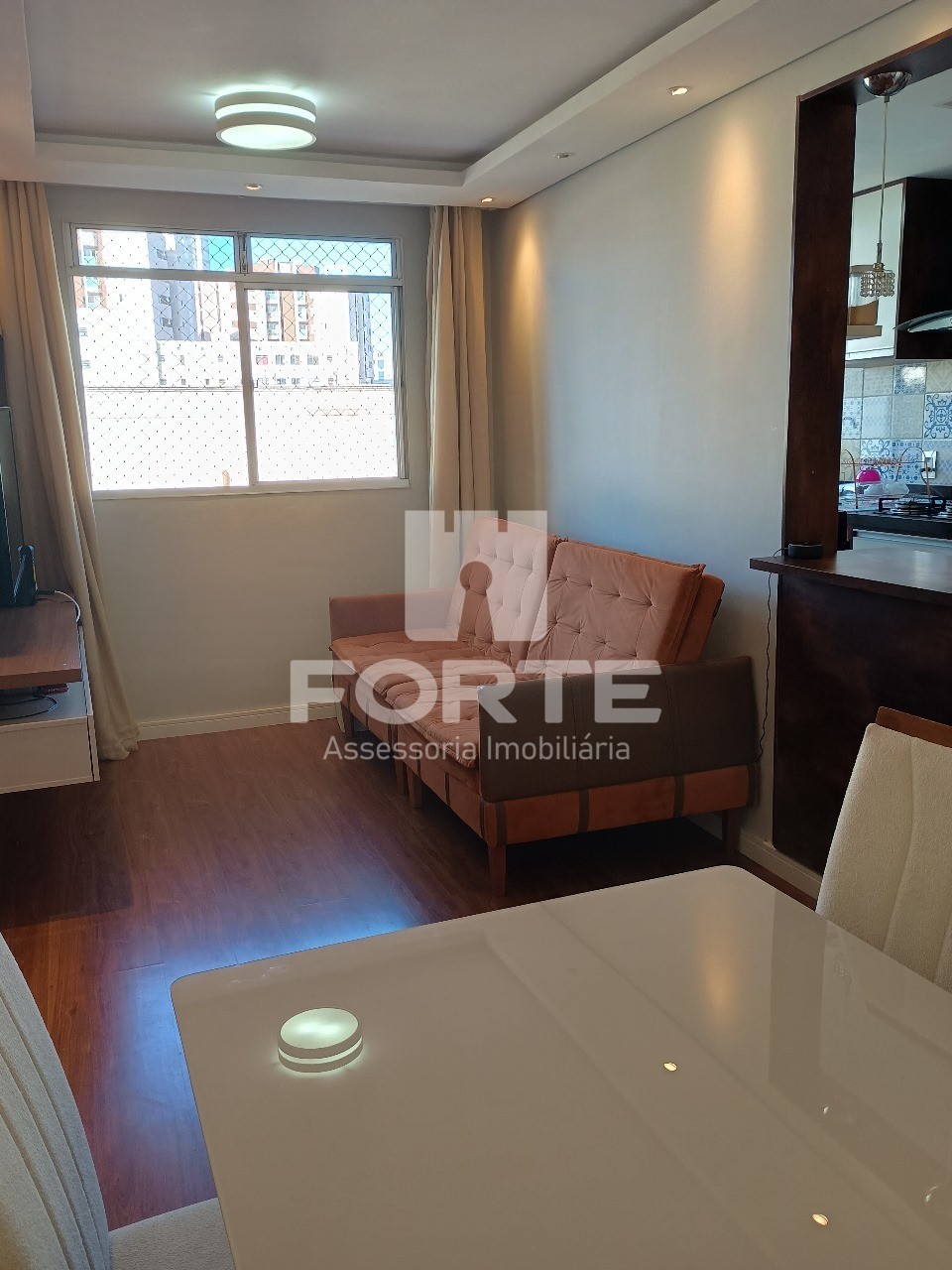 Apartamento à venda com 2 quartos, 53m² - Foto 1