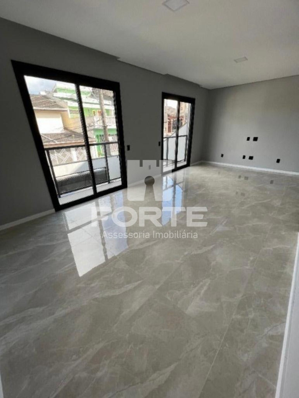 Casa à venda com 3 quartos, 250m² - Foto 5