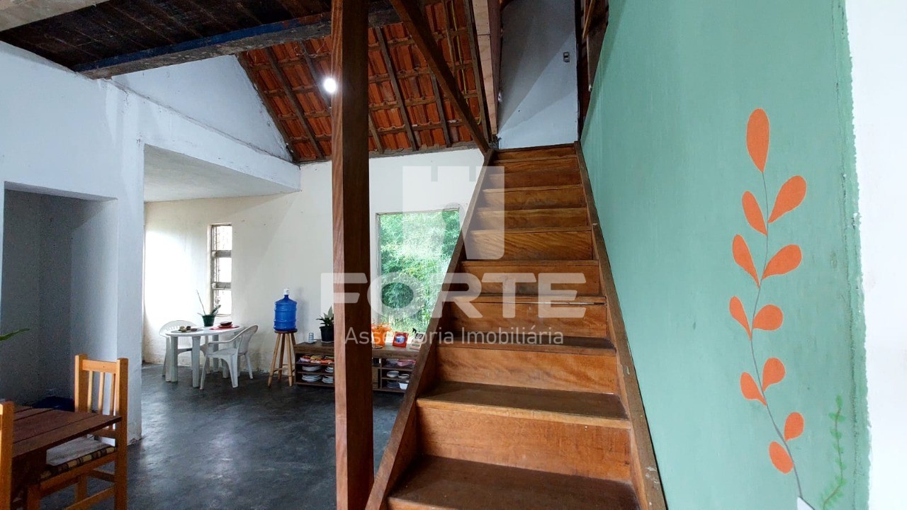 Casa à venda com 4 quartos, 150m² - Foto 6