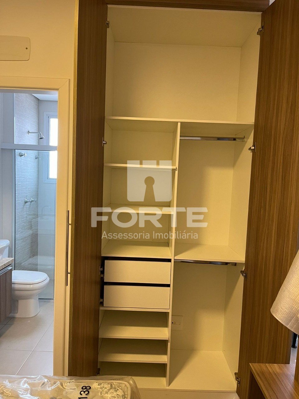 Apartamento para alugar com 1 quarto, 60m² - Foto 14