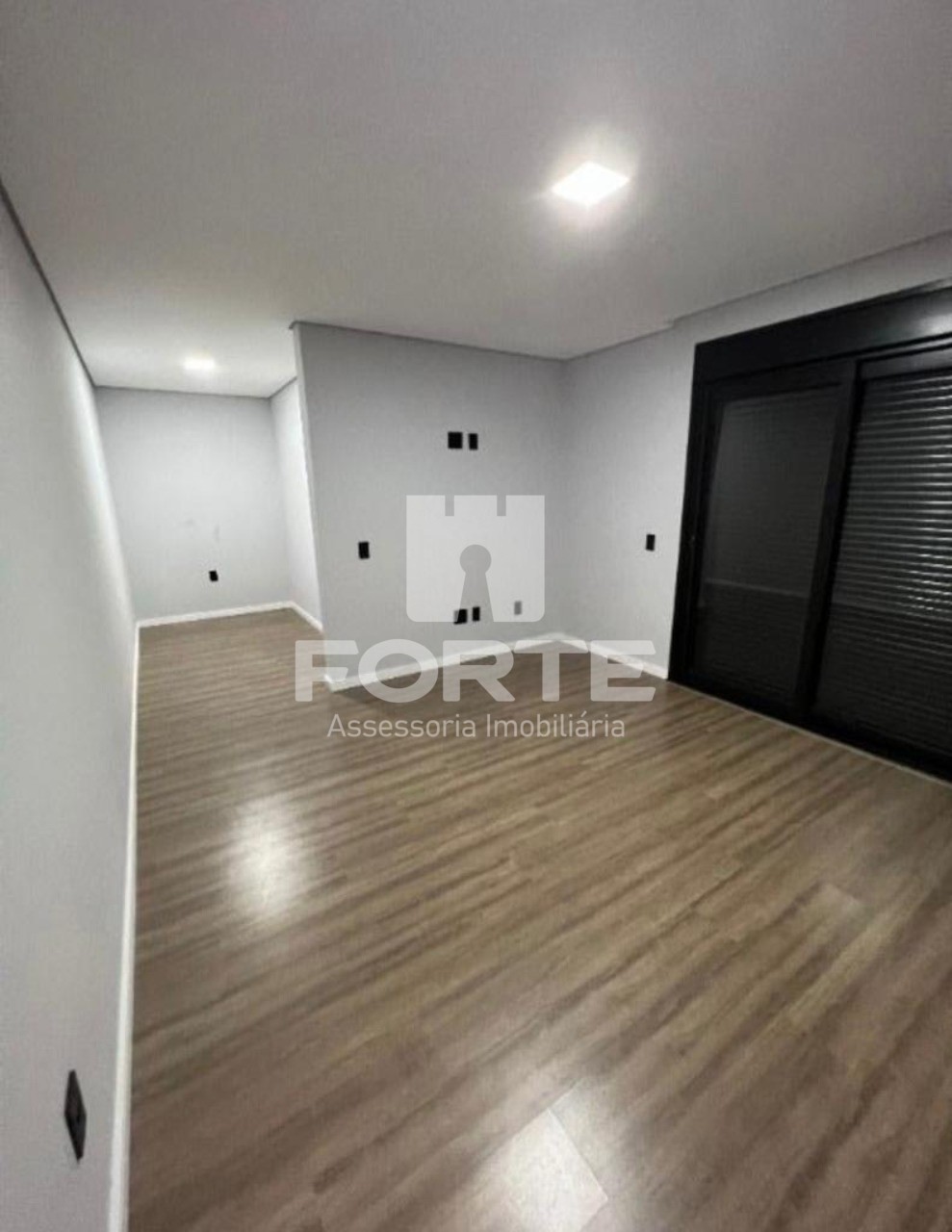 Casa à venda com 3 quartos, 250m² - Foto 11