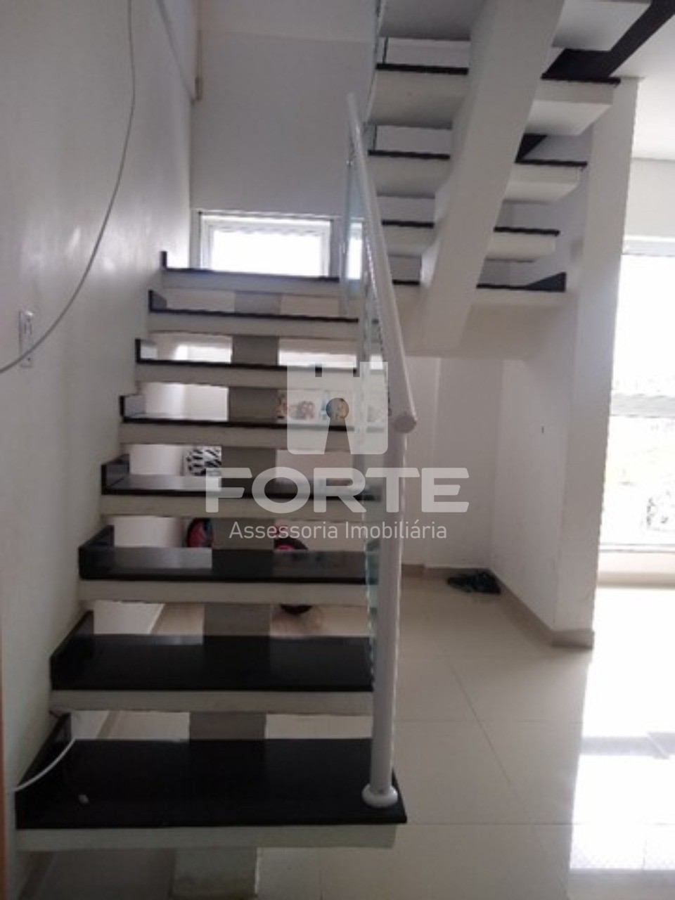 Apartamento à venda com 3 quartos, 154m² - Foto 8