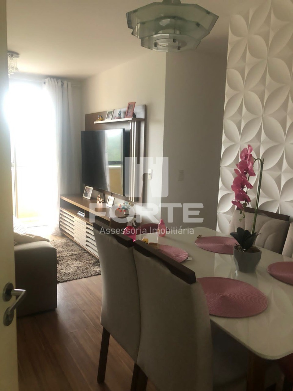 Apartamento à venda com 2 quartos, 50m² - Foto 1