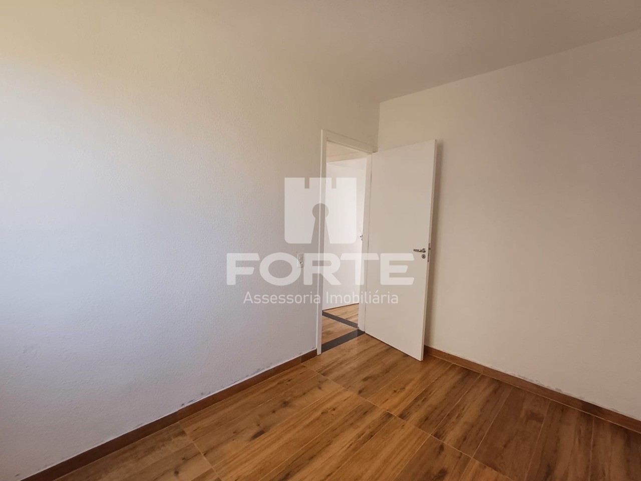 Apartamento para alugar com 2 quartos, 65m² - Foto 3