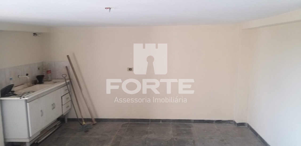 Casa à venda com 4 quartos, 400m² - Foto 2