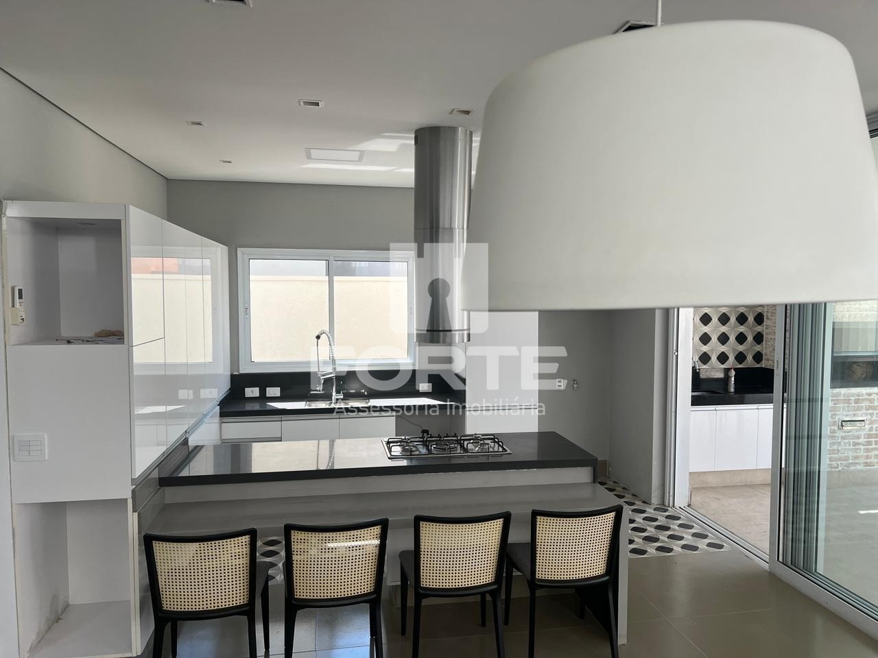 Casa à venda com 3 quartos, 354m² - Foto 12