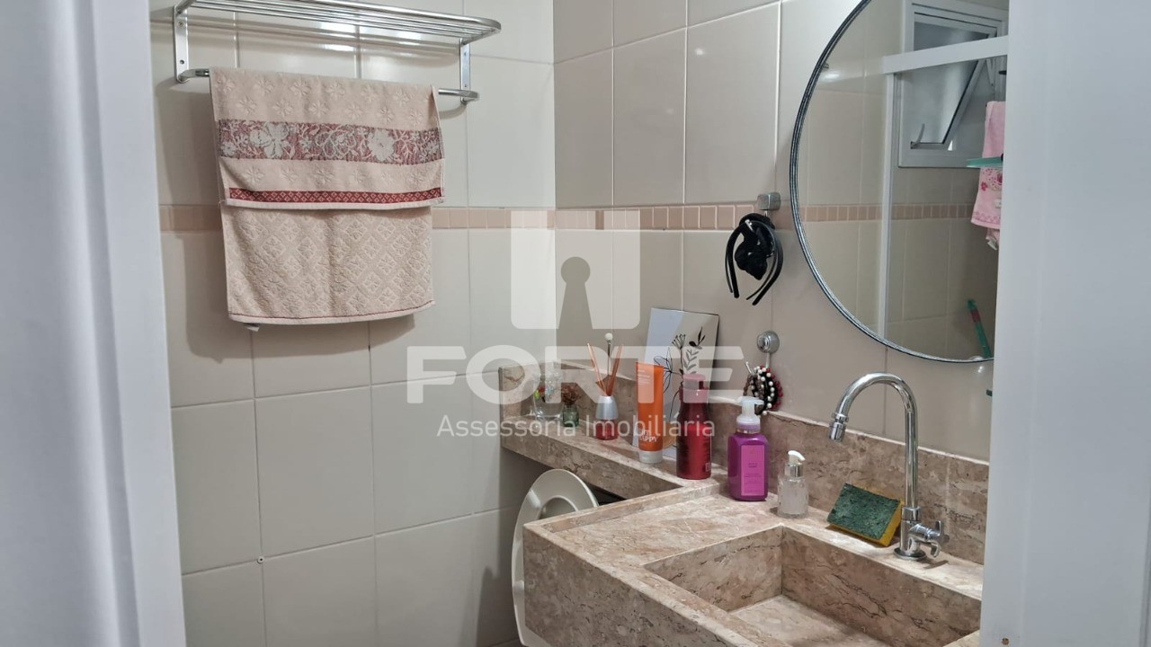 Apartamento à venda com 2 quartos, 62m² - Foto 15