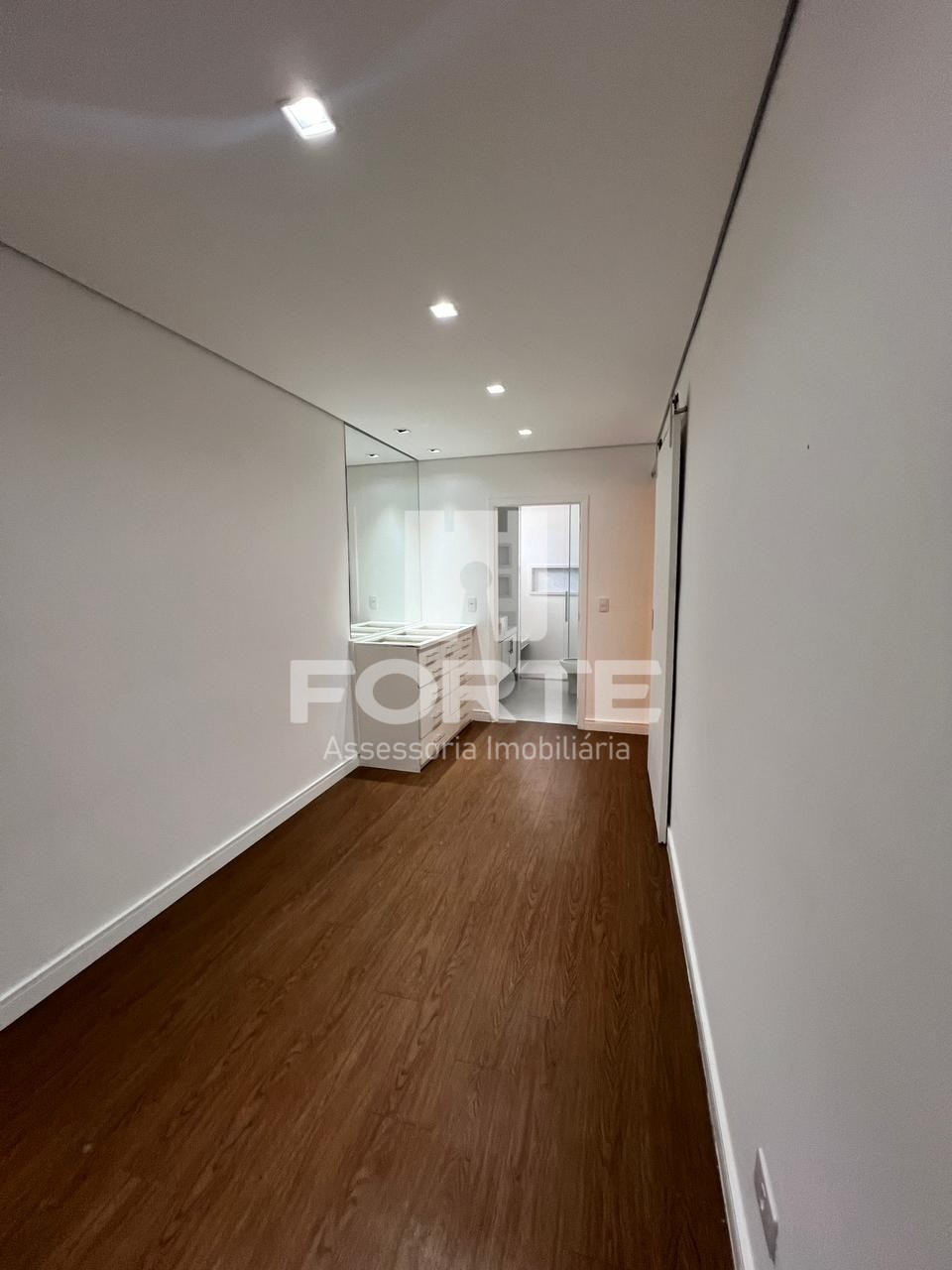 Casa à venda com 3 quartos, 354m² - Foto 16