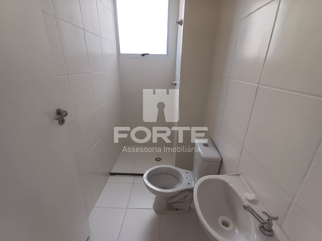 Apartamento para alugar com 2 quartos, 65m² - Foto 6