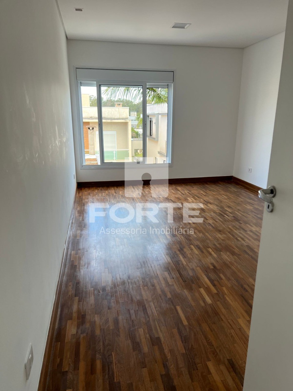 Casa à venda com 3 quartos, 354m² - Foto 19