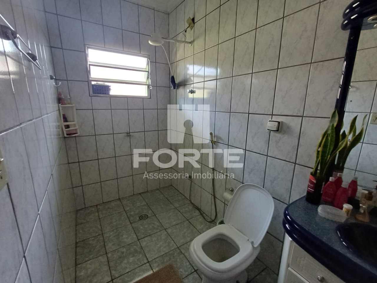 Casa à venda com 3 quartos, 300m² - Foto 7