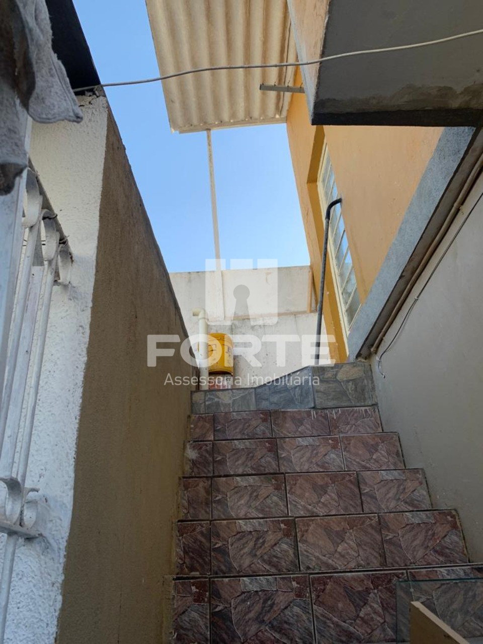 Casa à venda com 3 quartos, 220m² - Foto 11