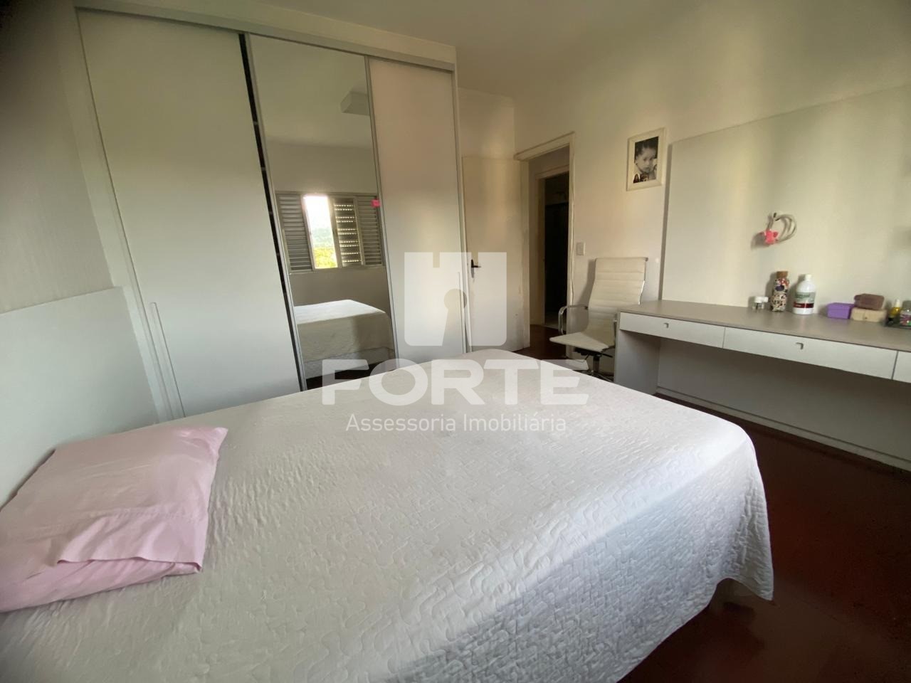 Apartamento à venda com 3 quartos, 110m² - Foto 19