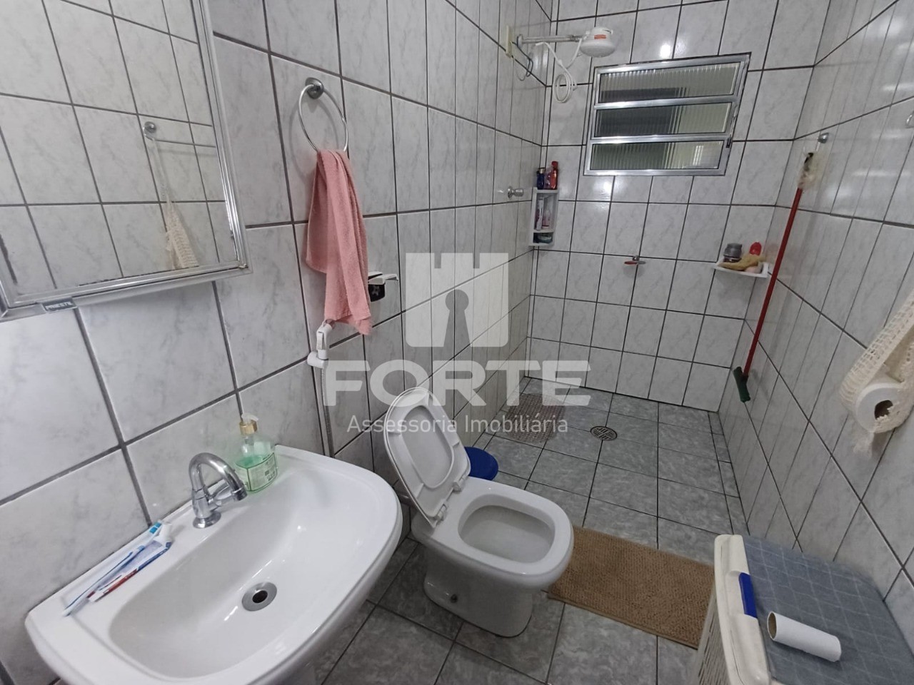 Casa à venda com 3 quartos, 300m² - Foto 16