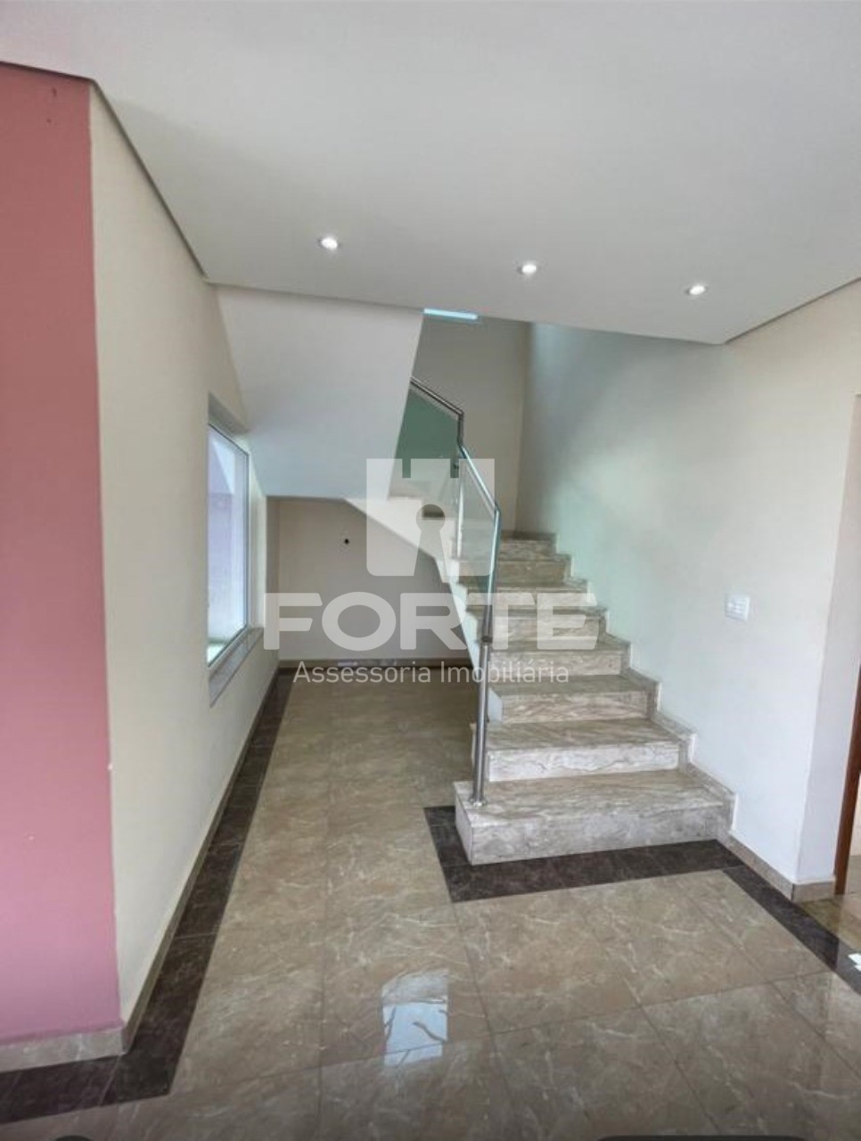 Casa à venda e aluguel com 3 quartos, 200m² - Foto 14