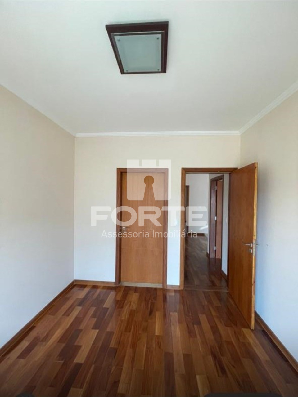 Casa à venda e aluguel com 3 quartos, 200m² - Foto 16