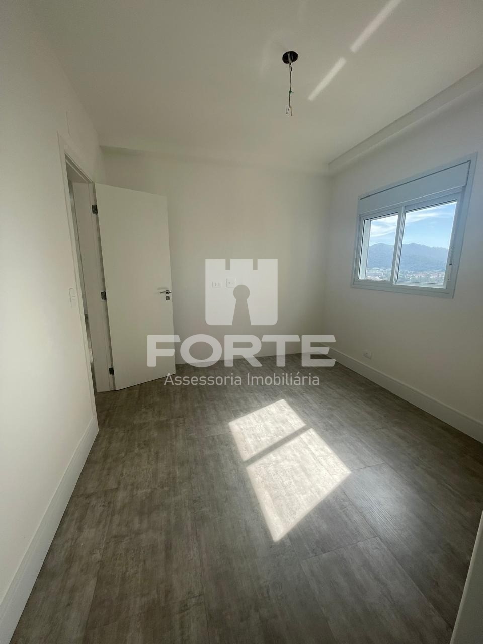 Apartamento à venda com 2 quartos, 84m² - Foto 11