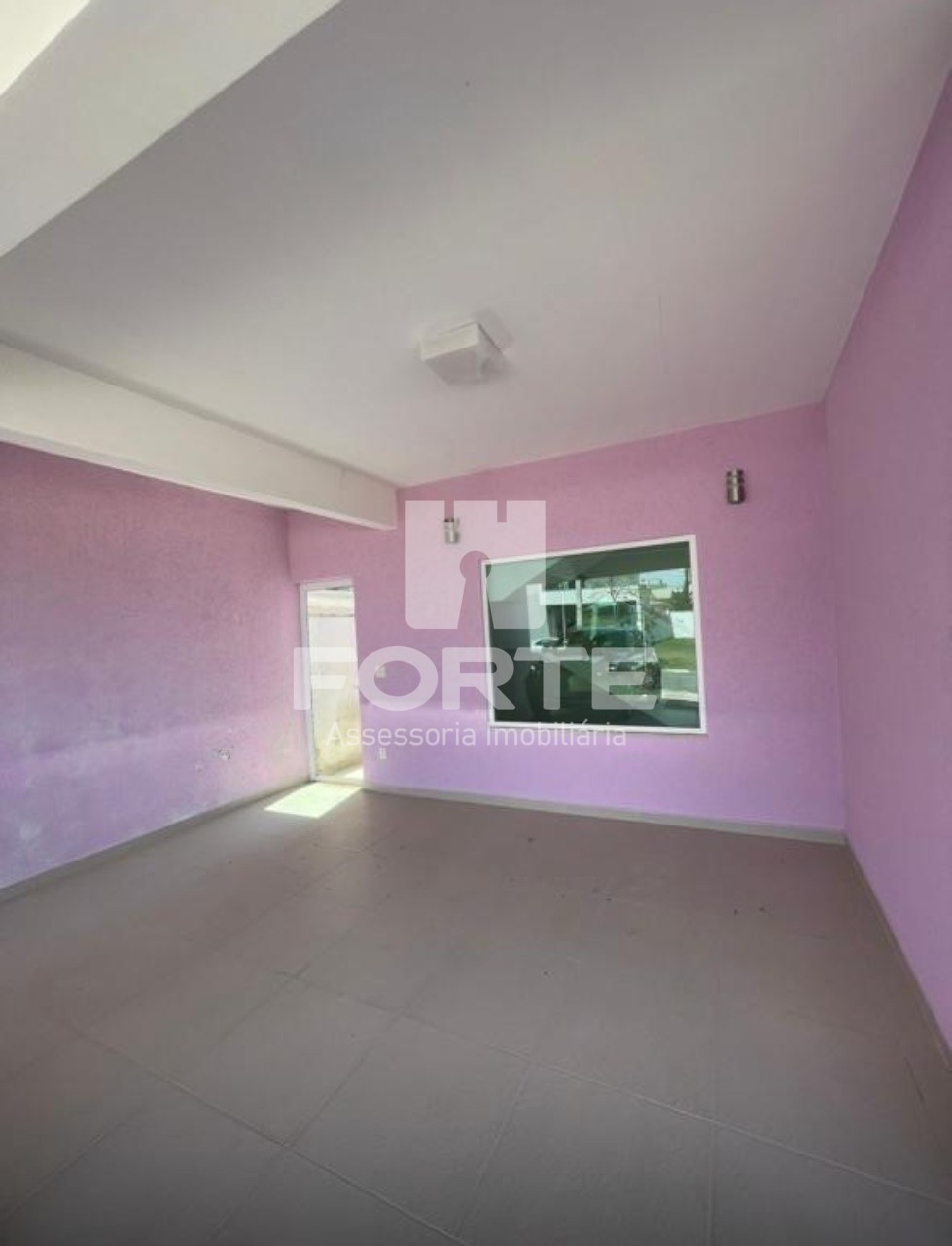 Casa à venda e aluguel com 3 quartos, 200m² - Foto 4