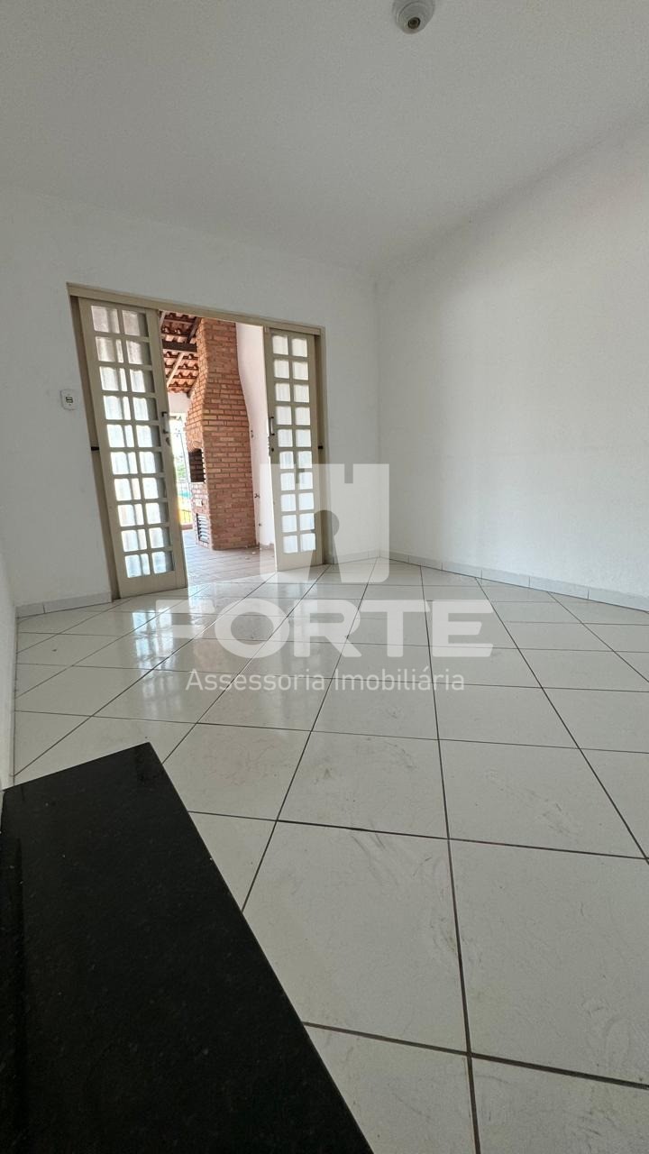 Casa à venda com 2 quartos, 750m² - Foto 13