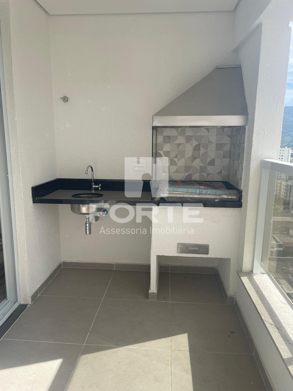 Apartamento à venda com 2 quartos, 84m² - Foto 6