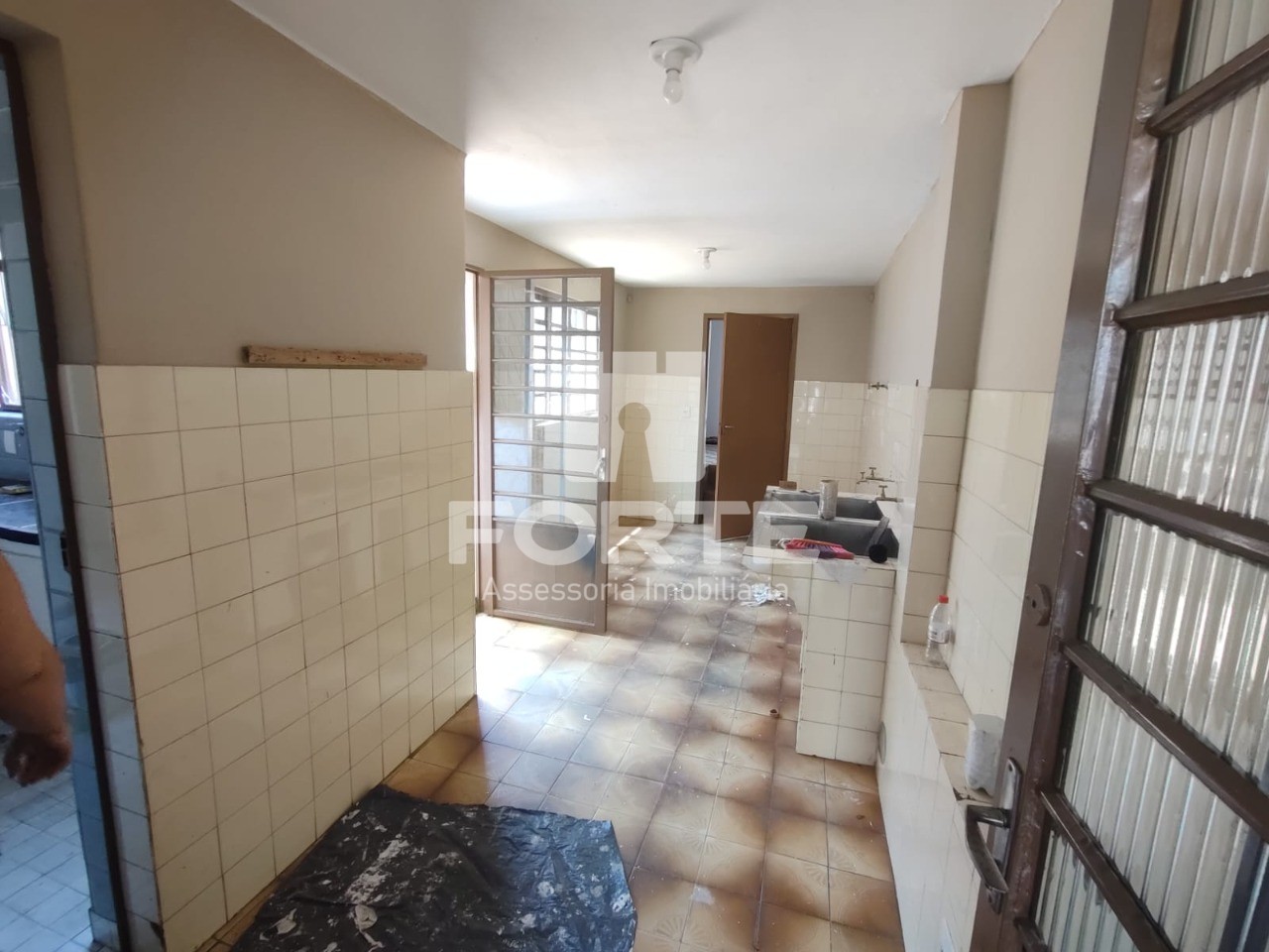 Prédio Inteiro para alugar com 4 quartos, 450m² - Foto 5