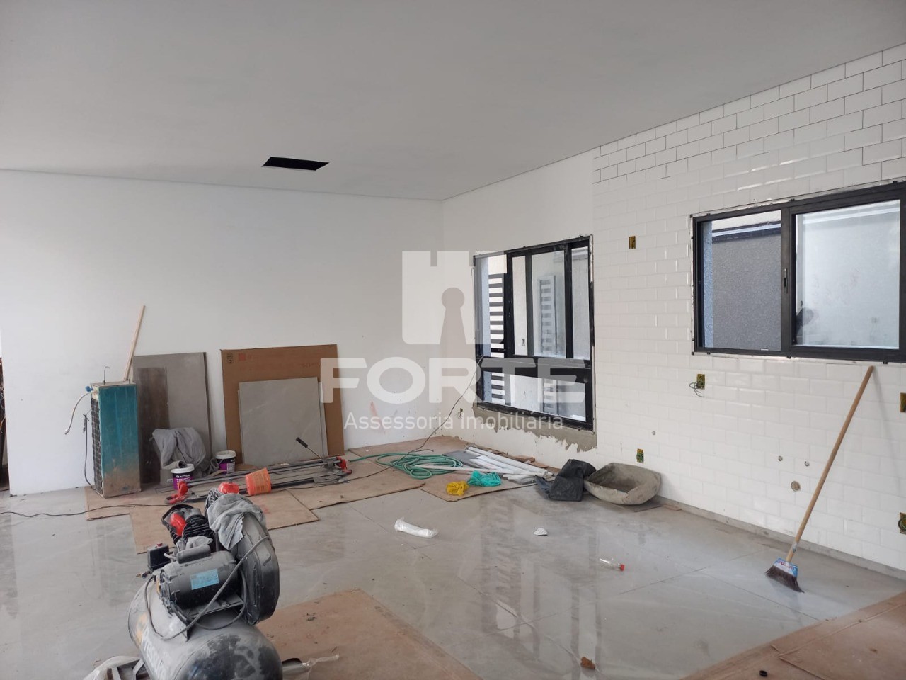 Casa à venda com 3 quartos, 300m² - Foto 16