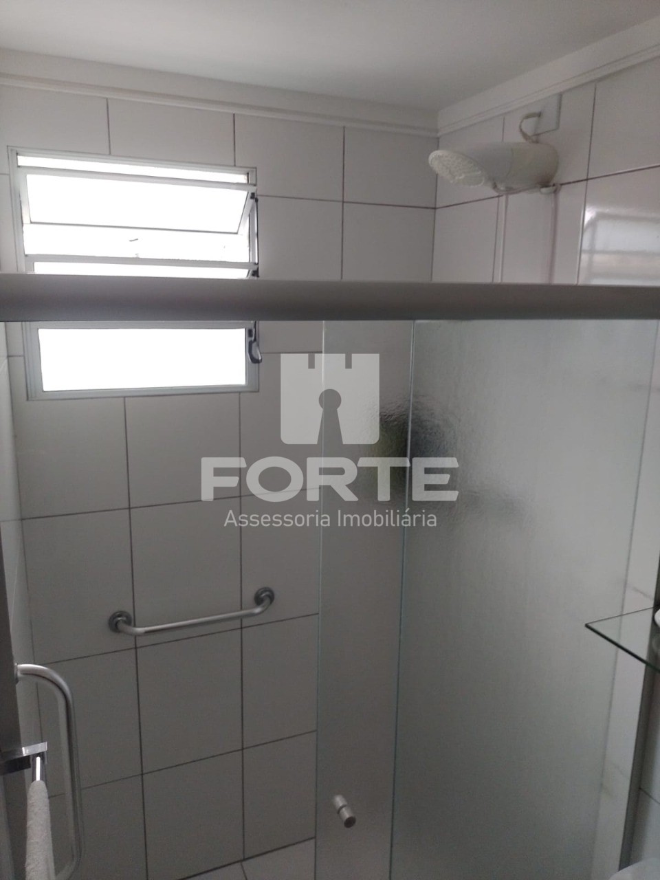 Apartamento à venda com 3 quartos, 73m² - Foto 4