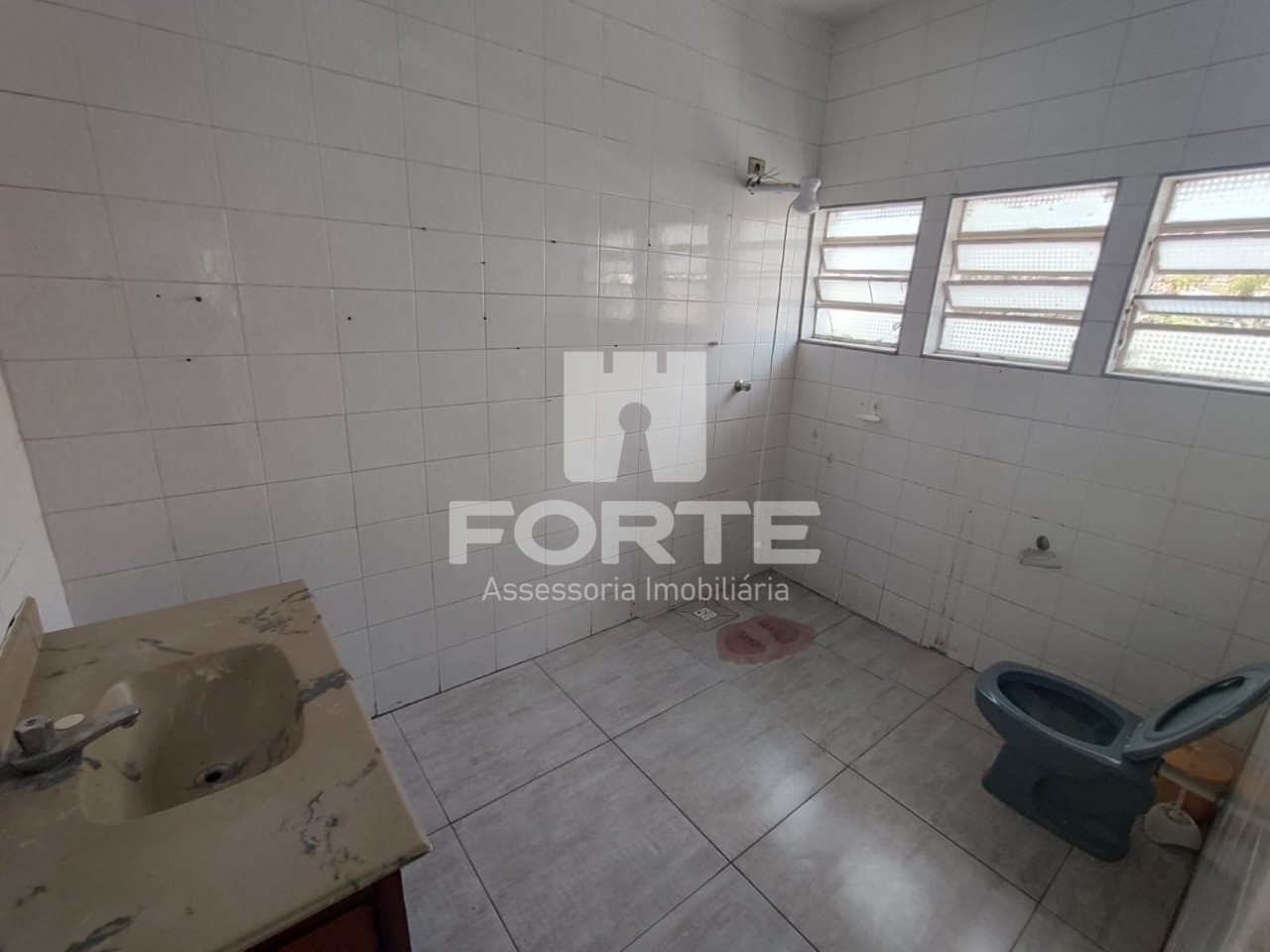 Prédio Inteiro para alugar com 3 quartos, 184m² - Foto 5