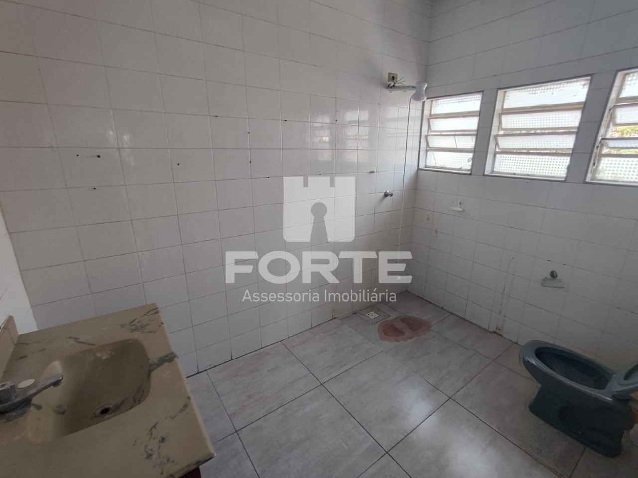 Prédio Inteiro para alugar com 3 quartos, 184m² - Foto 4