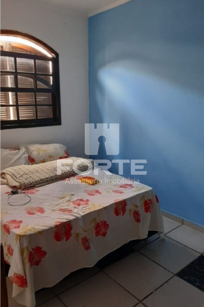 Casa à venda com 4 quartos, 200m² - Foto 18