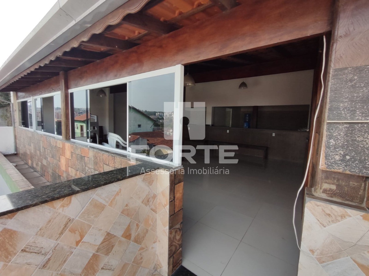 Casa à venda com 6 quartos, 500m² - Foto 47