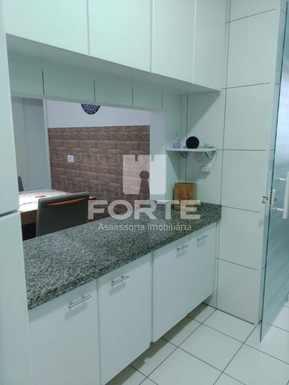 Apartamento à venda com 3 quartos, 73m² - Foto 1