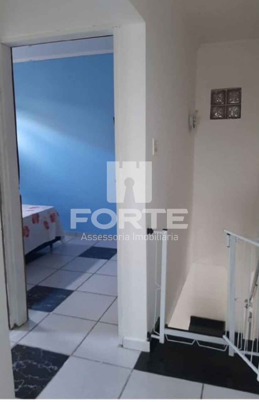 Casa à venda com 4 quartos, 200m² - Foto 9