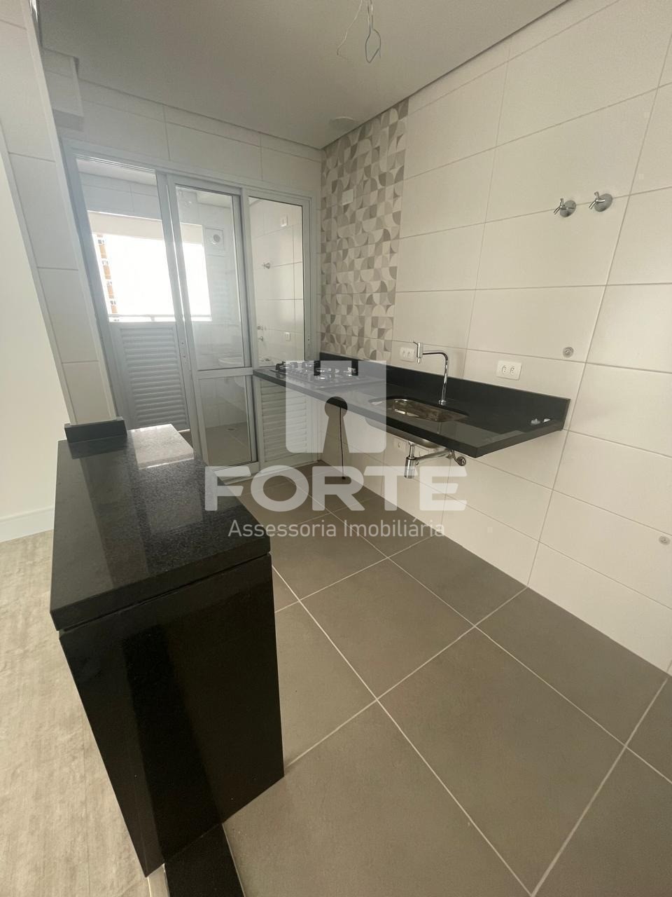 Apartamento à venda com 2 quartos, 84m² - Foto 8